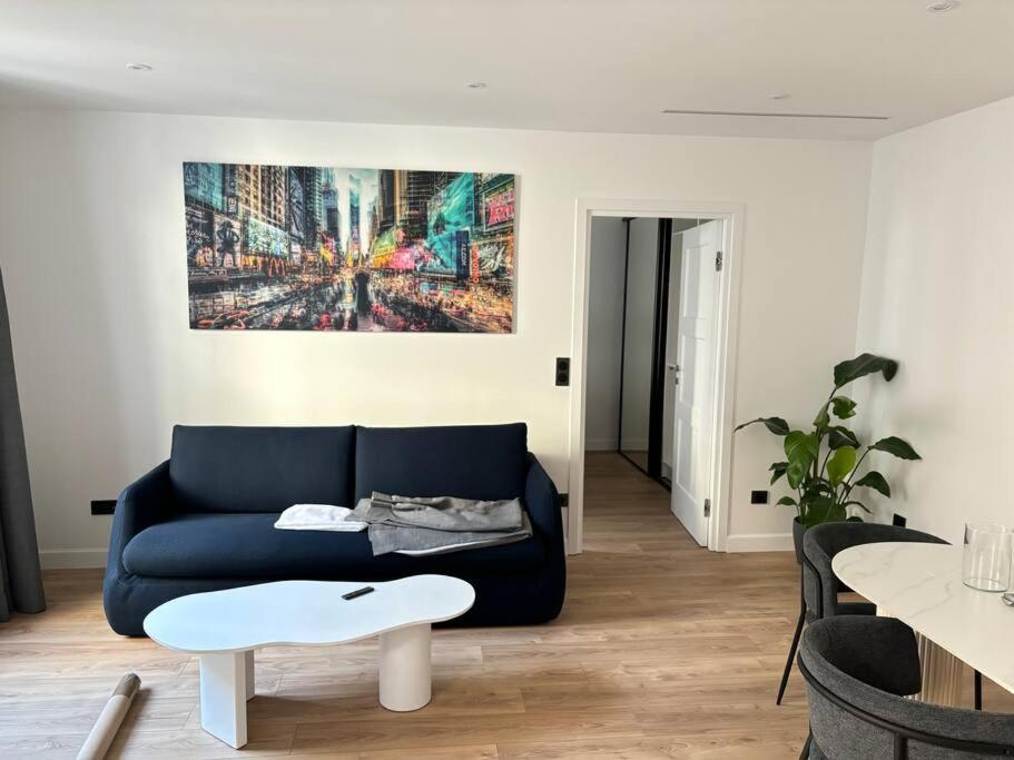Renovated Near Tuileries And Concorde *