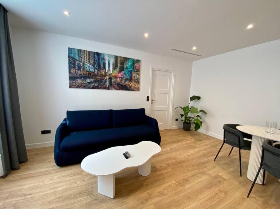 Renovated Near Tuileries And Concorde *